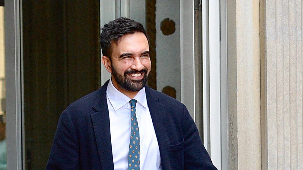 Mayoral candidate Mamdani declines to respond to 'communist' accusations