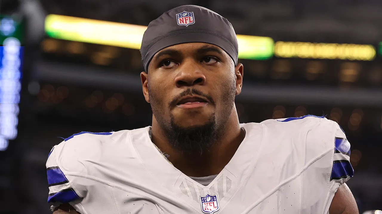 Micah Parsons shares J.J. Watt's criticism of Cowboys owner Jerry Jones.