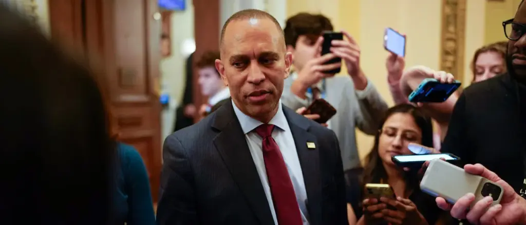 Most Americans Believe Most Democrats and Republicans in Congress Should Be Replaced, According to a Poll