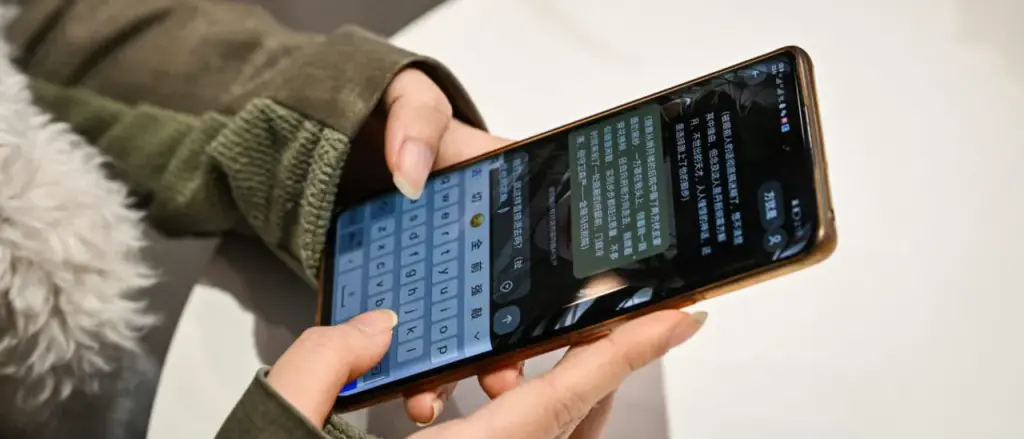 Mother Discovers Unusual Method to Delegate Her Parenting