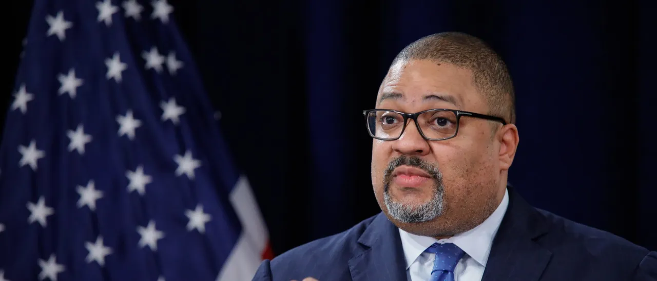 NYC DA Alvin Bragg Observes Decreasing Conviction Rates as Public Access to Information is Removed