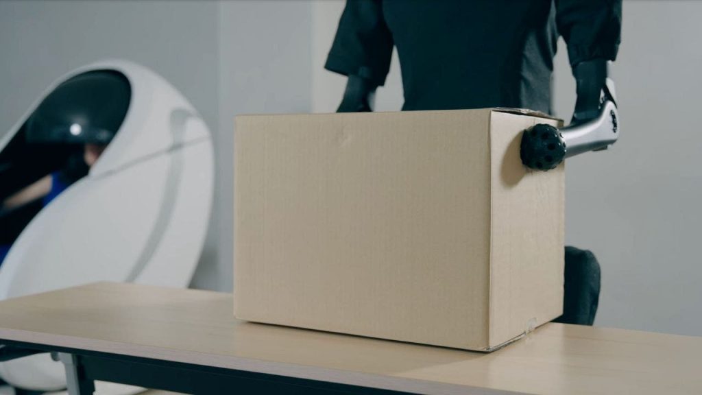 New Capsule Interface enables full-body control of robots