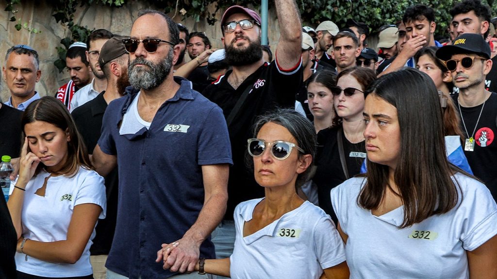 Parents of the murdered Hamas hostage urge student involvement at summit