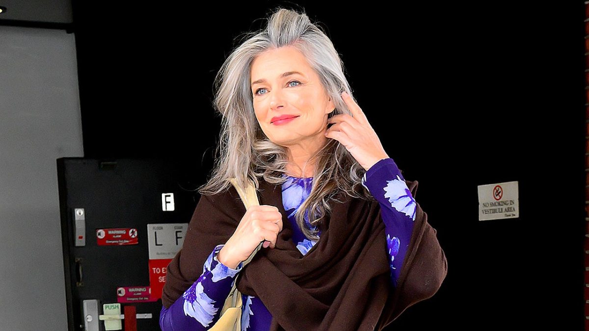 Paulina Porizkova posts bikini pictures at 60, celebrates her aging experience