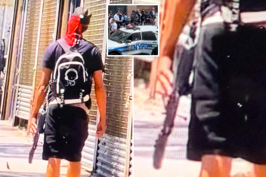 Person seen in NYC with 'long rifle' actually carried a paintball gun -- but remains under arrest