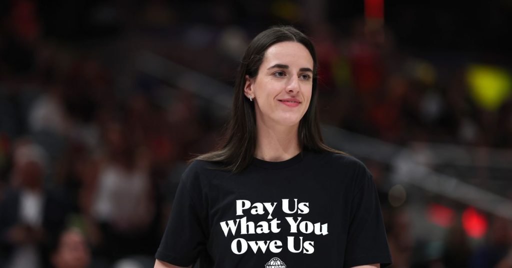 Players and fans highlight the CBA during WNBA All-Star Weekend