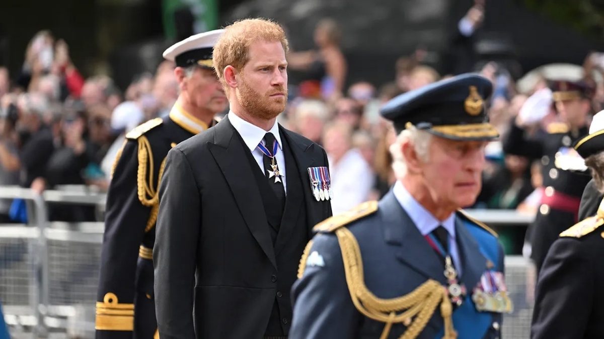 Prince Harry offers a fresh gesture to regain the royal family's trust, says expert