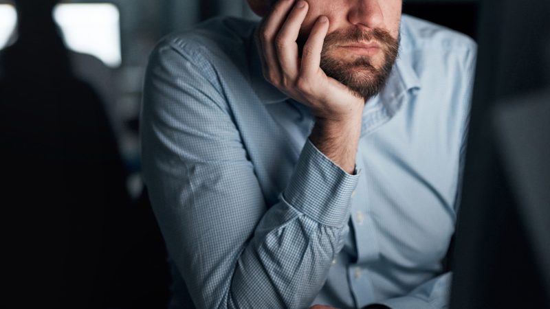 "Quiet cracking" is the latest phrase for an issue in the workplace — and it's quite common, according to an expert.