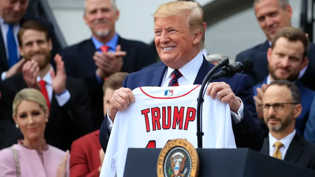 Red Sox players visit Trump at the White House even after Alex Cora's earlier rejection