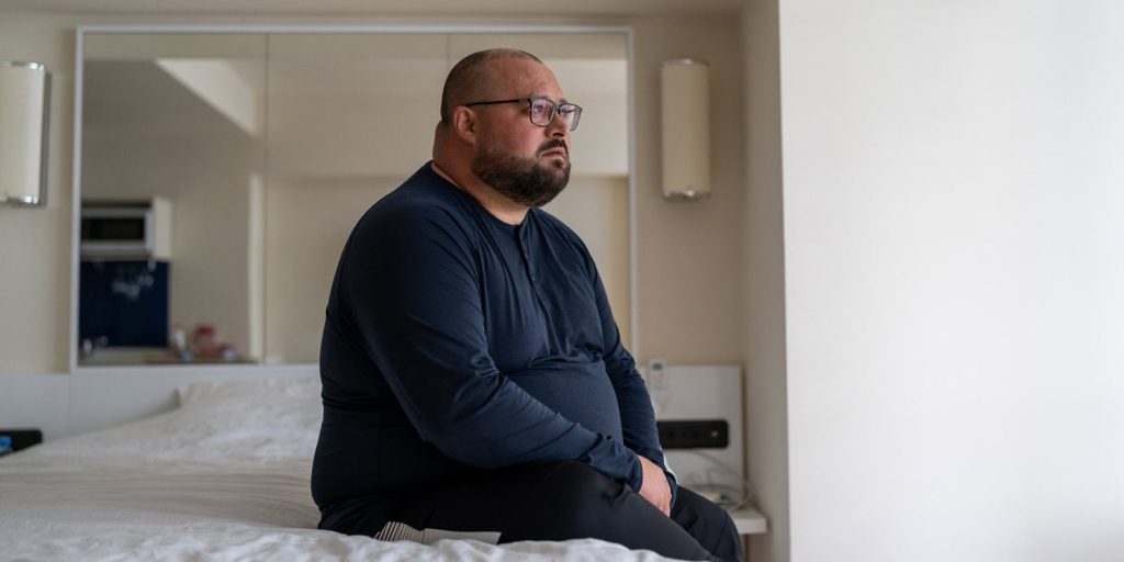 Reduced sexual activity, body shape, and mood might interact in ways that could reduce lifespan, new research indicates.