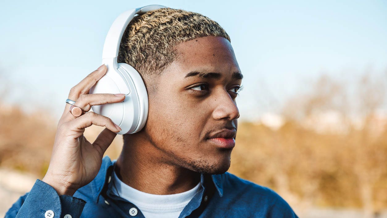 Refurbished sale from Bose provides premium technology at a great price.