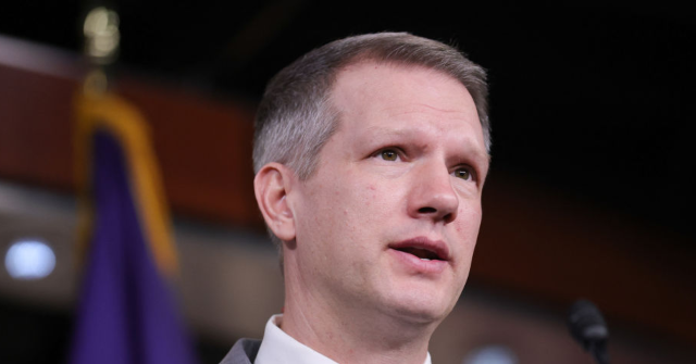 Rep Riley Moore Suggests Establishing Medal for Service Members Securing the Border