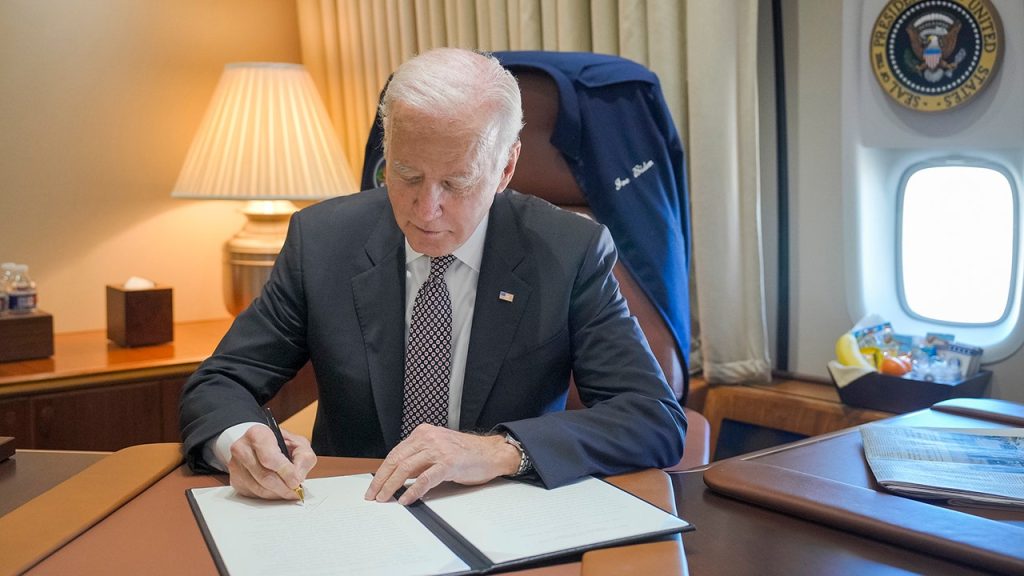 Republicans challenge Biden's use of autopen for issuing federal clemency orders