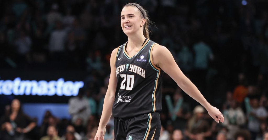 Sabrina Ionescu is experiencing a challenging season, but she’s managing to adapt.