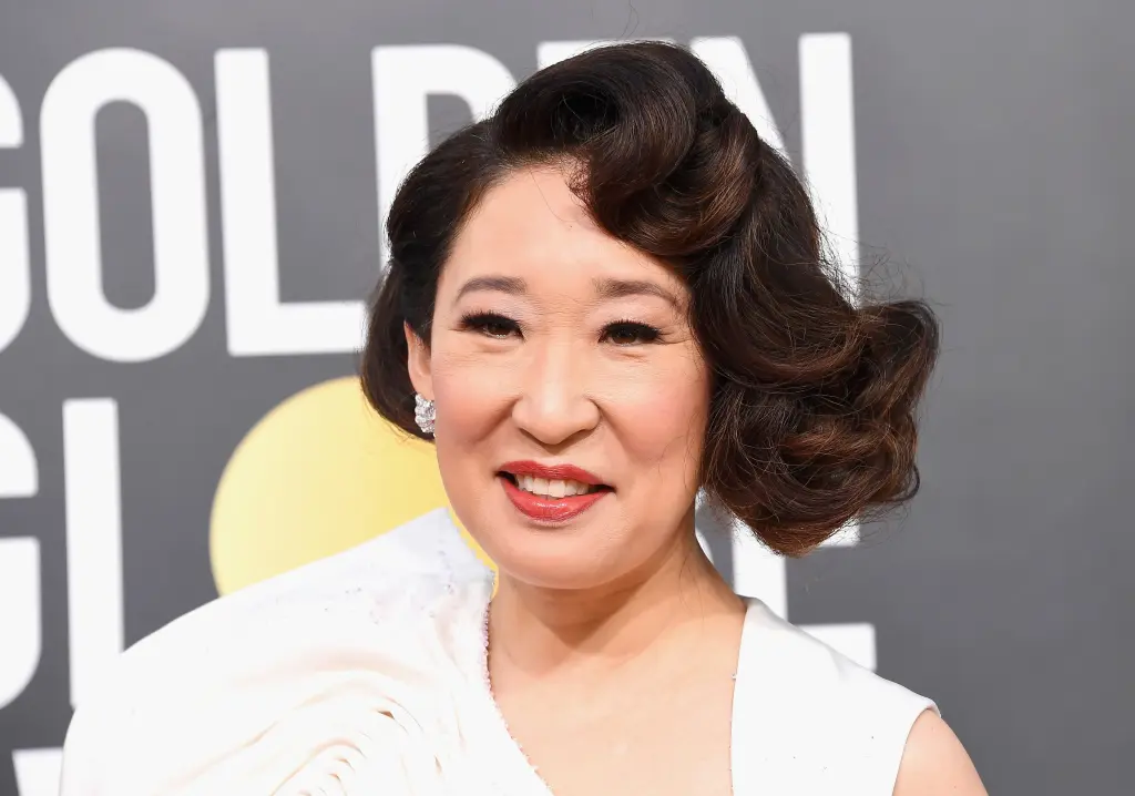 Sandra Oh criticizes CBS and Paramount for ending Stephen Colbert's show