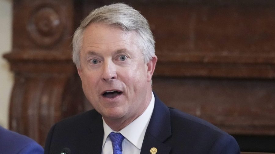 Senate Republican: GOP members are overlooking Musk