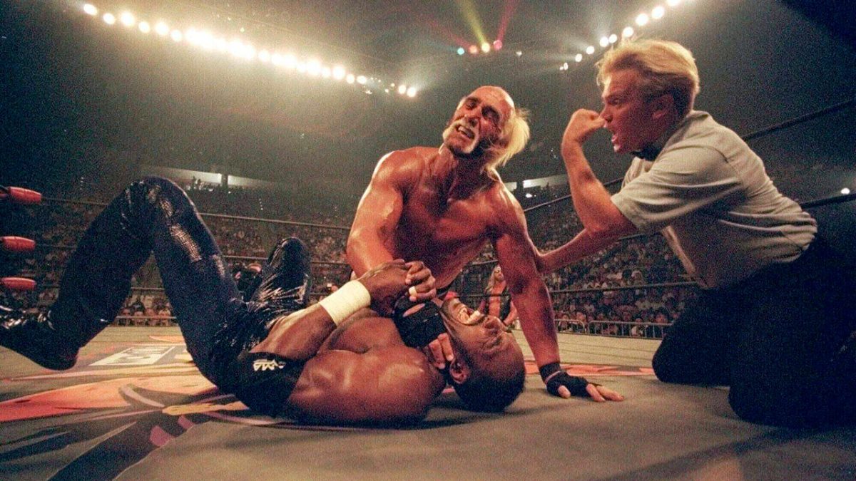 SmackDown audience cheers with 'Hogan' chants during WWE tribute to the beloved legend