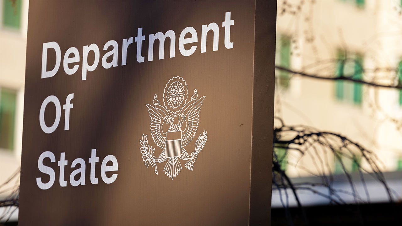 State Department plans large-scale layoffs of approximately 1,800 workers soon