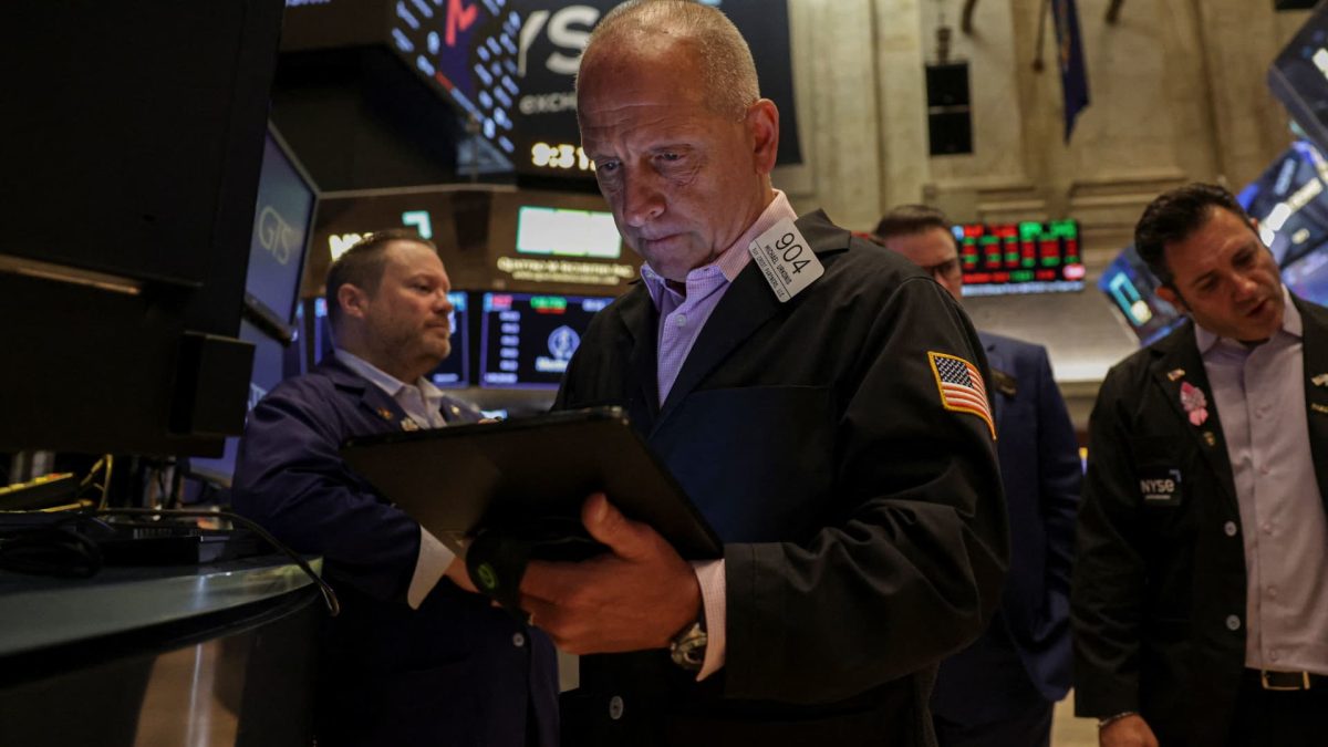 Stock futures increase as investors look forward to bank earnings and inflation data: Live updates