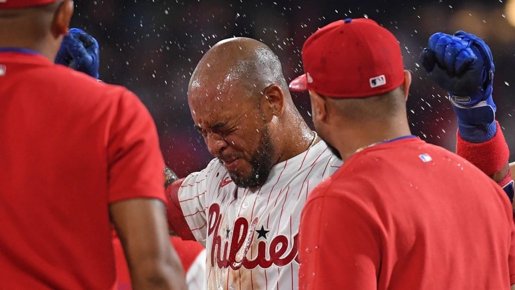 Strange catcher's interference leads to Phillies' walk-off victory against Red Sox