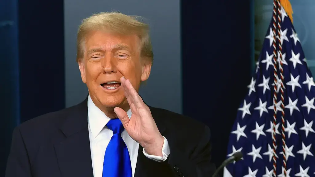 Supreme Court rules in favor of Trump in migrant deportation case