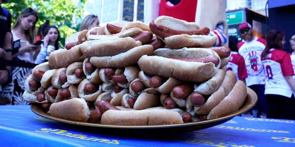 The cost of common 4th of July foods like hot dogs decreased during Trump's presidency.