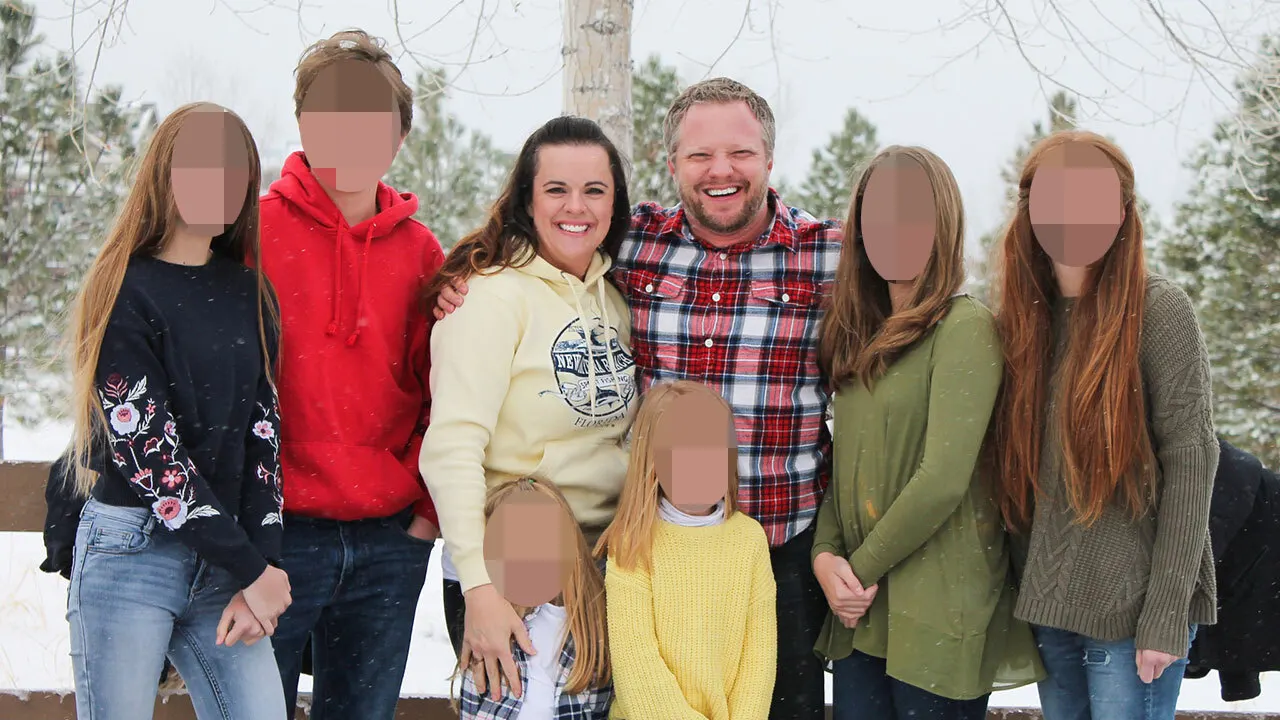 Trial begins for Colorado dentist charged with poisoning his wife amid an affair