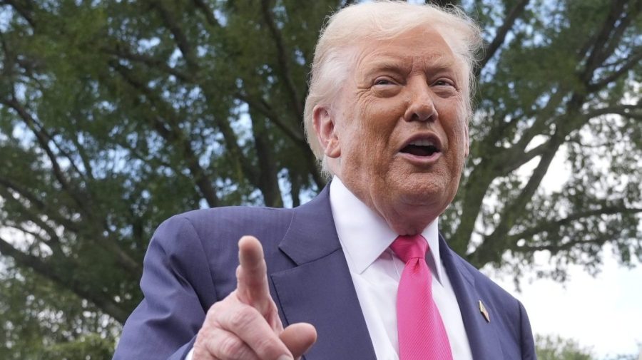 Trump: 'I absolutely love' that Colbert 'got fired'