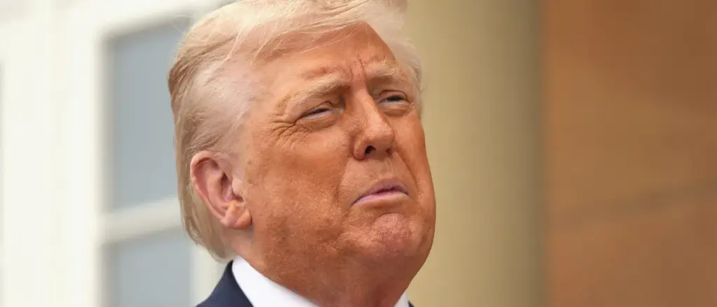 Trump Significantly Reduces Ceasefire Deadline for Putin