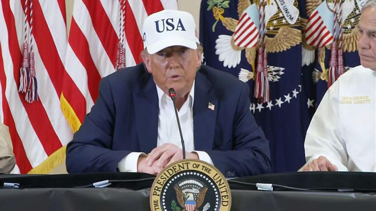 Trump promises to assist Texas in recovering from the severe flood damage