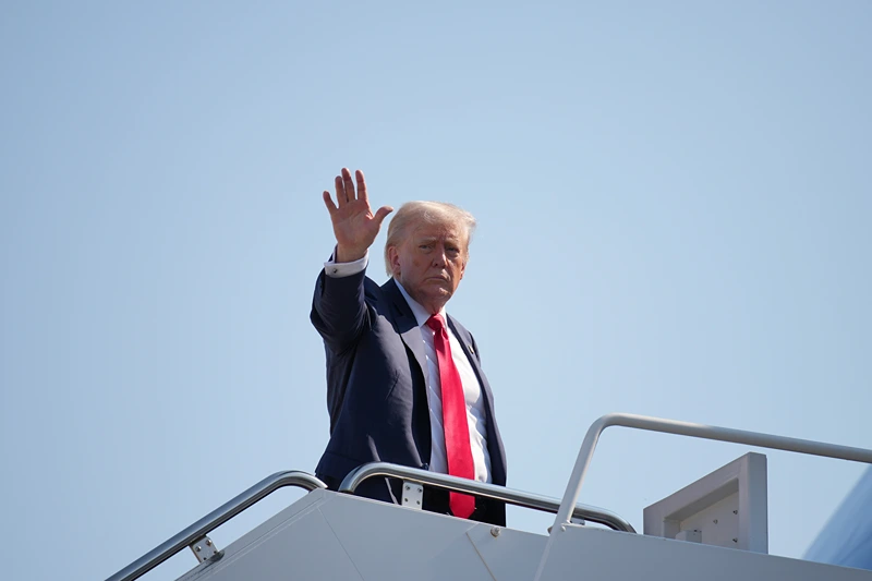 Trump reaches Scotland to meet with British PM Keir Starmer and Scottish leaders.