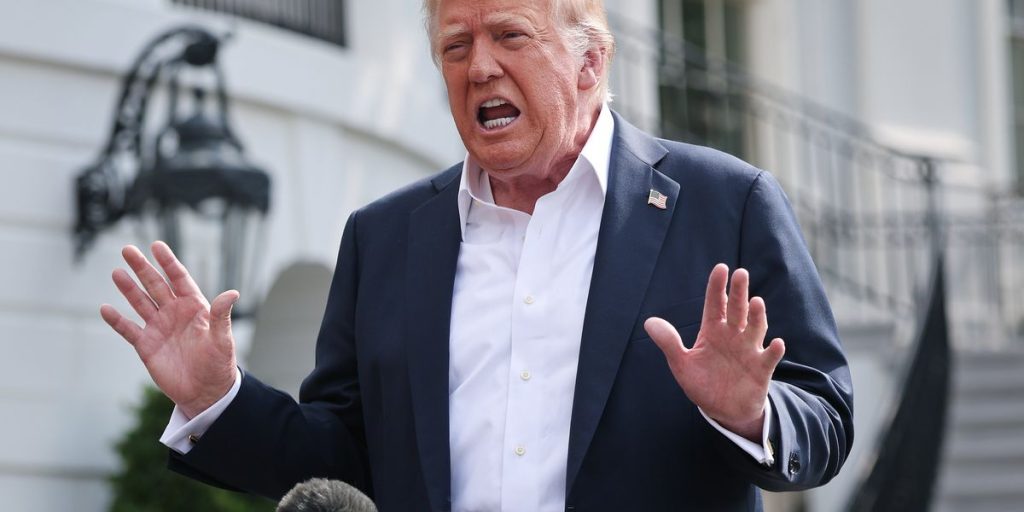Trump reaffirms his stance on the Epstein documents: 'I no longer want their support!'