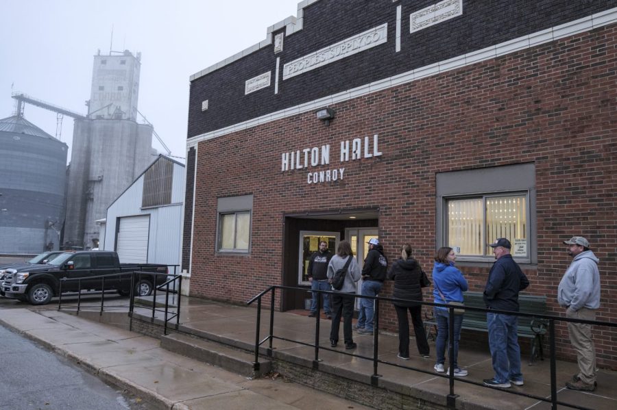 Trump reopens legal case against Iowa pollster in state court