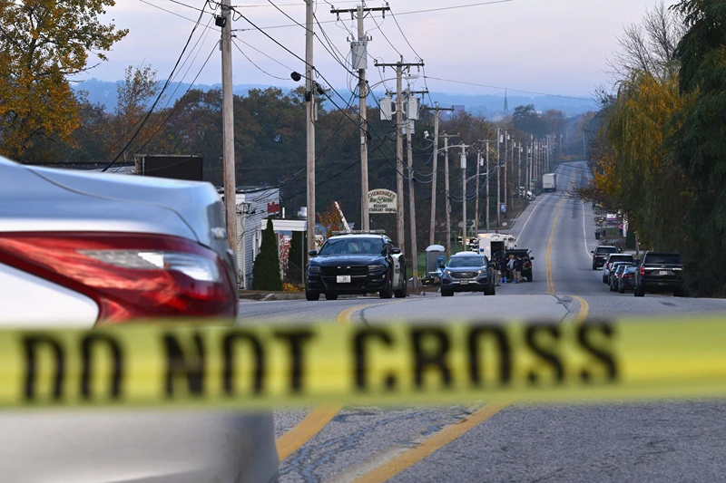 Two dead and several injured, including a Kentucky state trooper, in church shooting