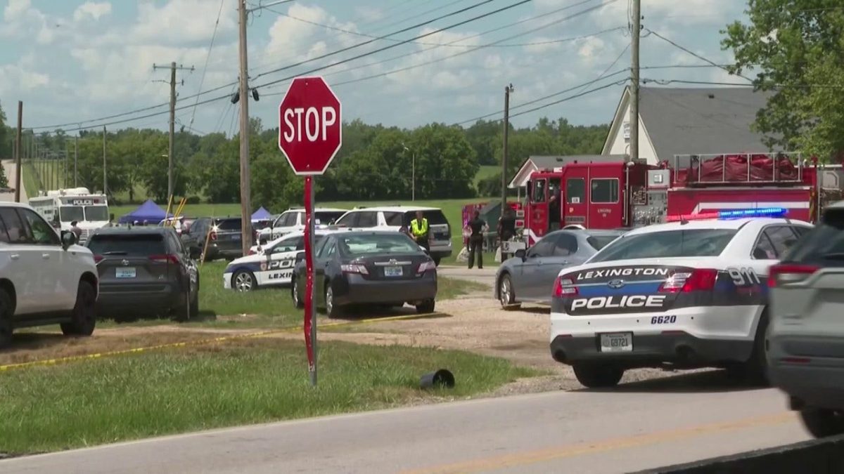 Two people killed, two others hurt at Lexington church after a suspect shoots a trooper, according to police.