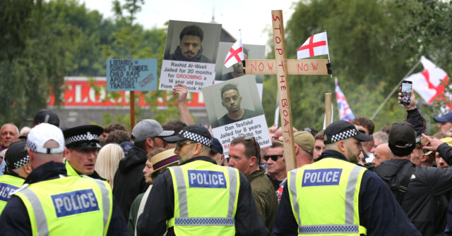 UK Creates Police Unit to Oversee Online Anti-Migration Content: Report