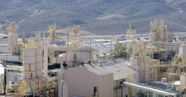 U.S. Administration Invests in Rare Earths Company to Reduce China's Dominance