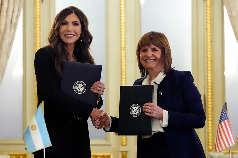 U.S. will remove visa restrictions for people from Argentina