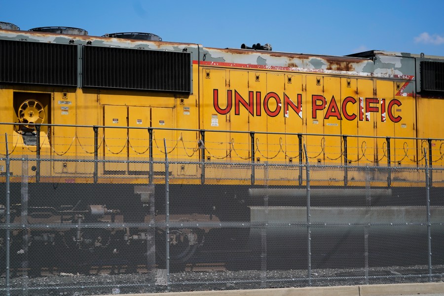 Union Pacific and Norfolk plan to merge, establishing the first coast-to-coast railroad in the U.S.: Key details to understand