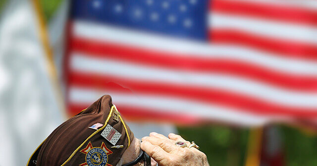 WWII Veteran Shares Thoughts on 'How Fortunate We Are' to Live in America