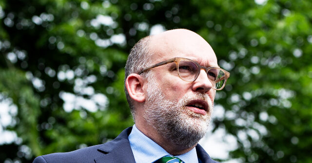 White House Supports Safeguarding AIDS Prevention Program from Budget Cuts