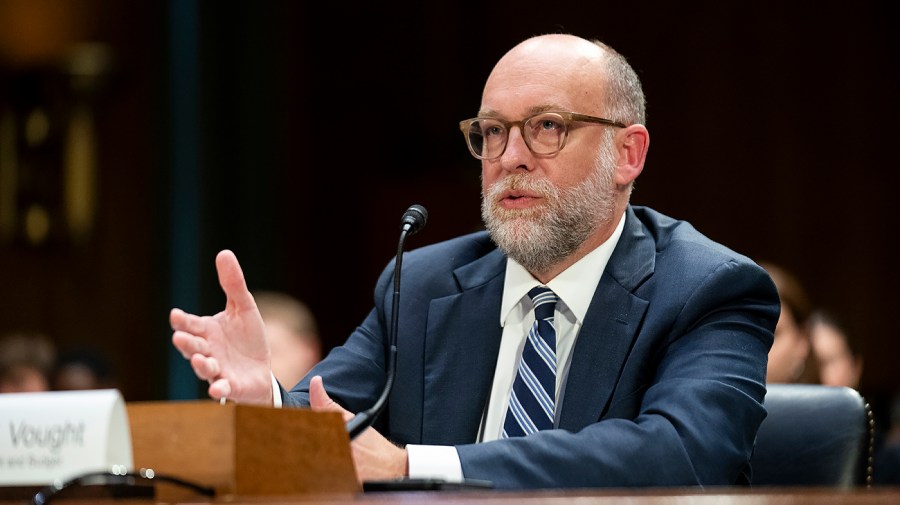 White House claims Powell mismanaged the Fed, pointing to renovations.