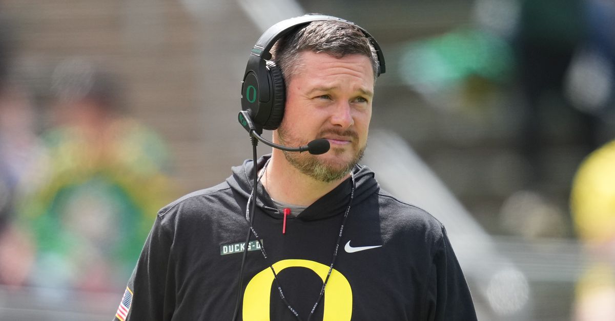 Why Oregon and Dan Lanning are okay with being the underdog in the Big Ten before the upcoming college football season