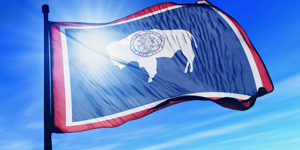 Wyoming's Stablecoin Promoted as Yield-Generating Option to CBDC Regulation