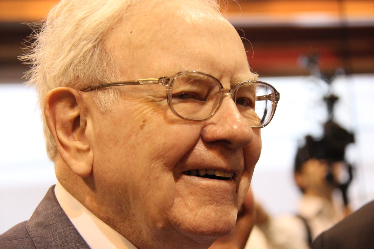 2 Warren Buffett Stocks to Grab Quickly in August