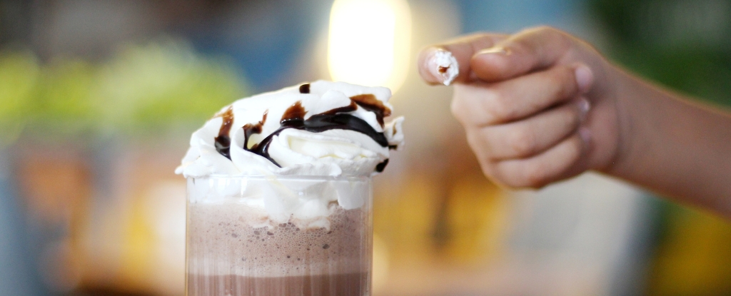 A Single High-Fat Meal Can Affect Blood Flow to Your Brain, Research Shows