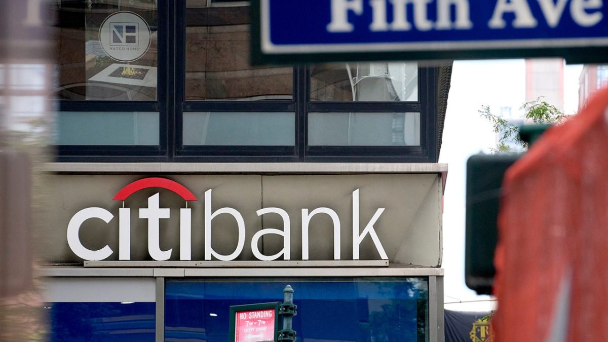 A new premium credit card is available as providers seek to attract affluent clients.