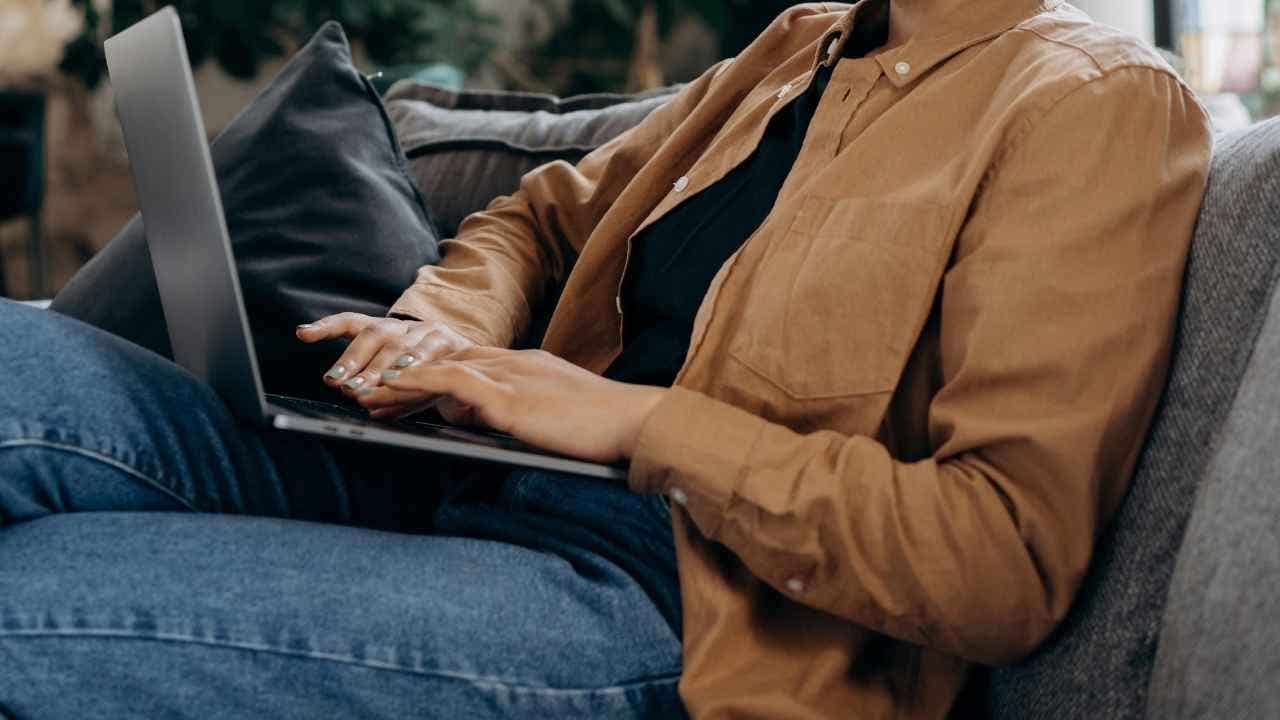 AI systems can covertly spread infections among themselves