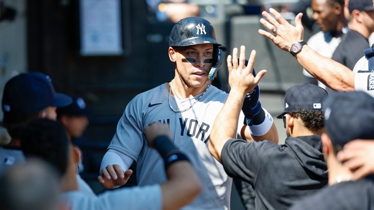 Aaron Judge matches Yogi Berra with his 358th career home run for the Yankees