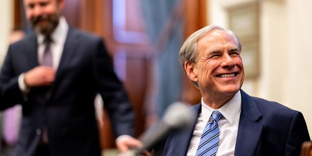 Abbott assures new maps will be approved and dismisses Newsom's warning while talking to Glenn Beck.